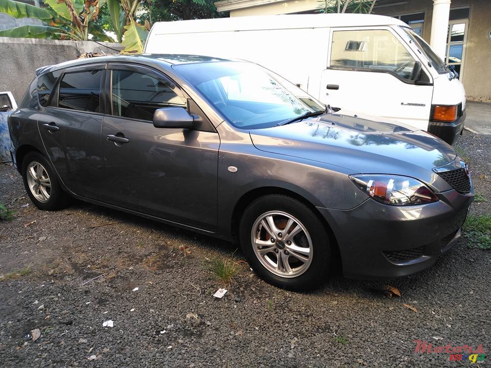 2008' Mazda Axela photo #2