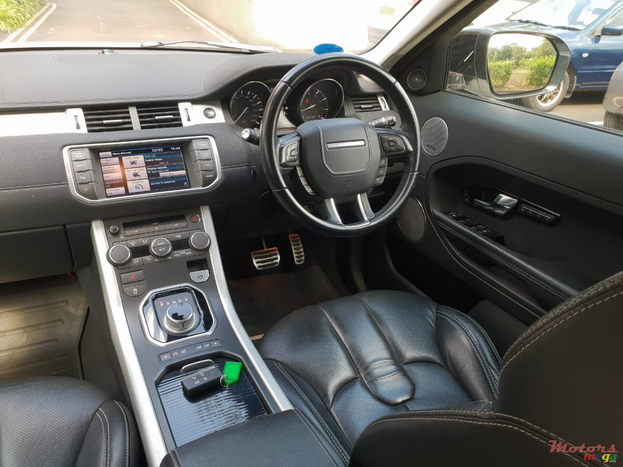 2012' Land Rover Range Rover Evoque photo #3