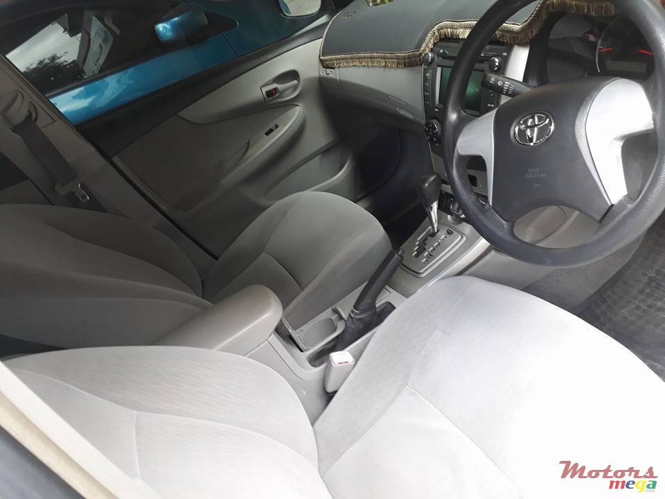 2007' Toyota Axio photo #4