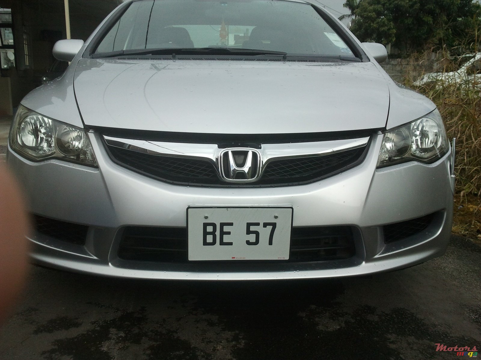 2011' Honda Civic Hybrid photo #3