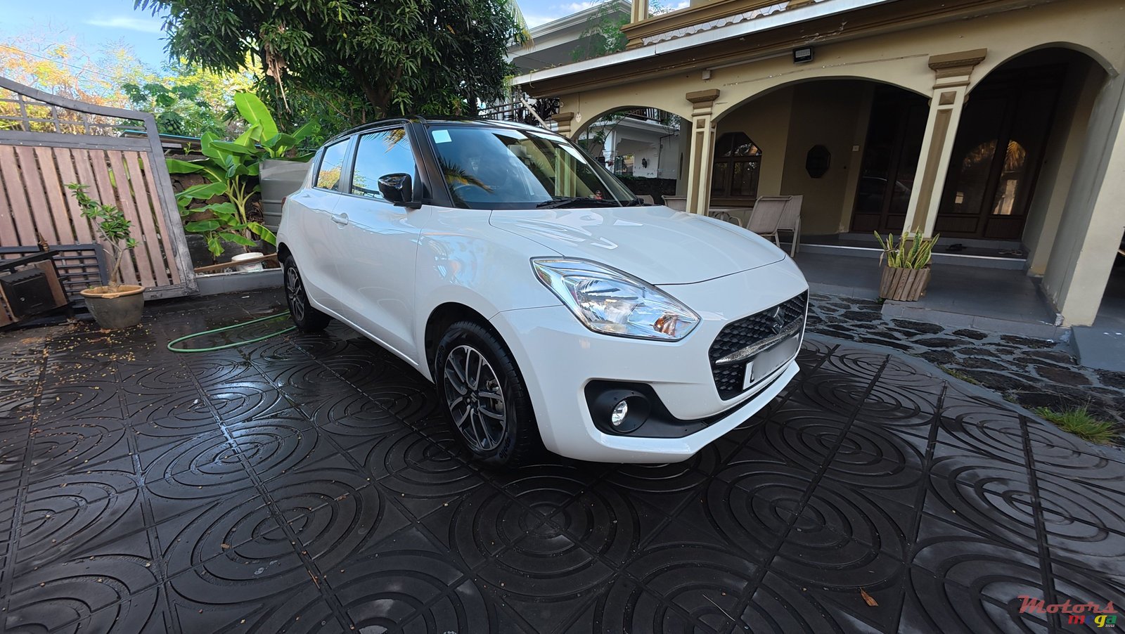 2023' Suzuki Swift GLX AMT (SLDA) photo #3