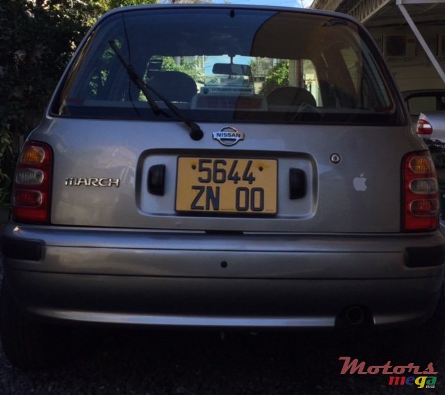 2000' Nissan March photo #3