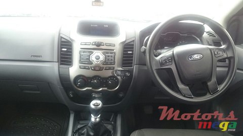 2012' Ford F-150 F 150 XLT photo #2