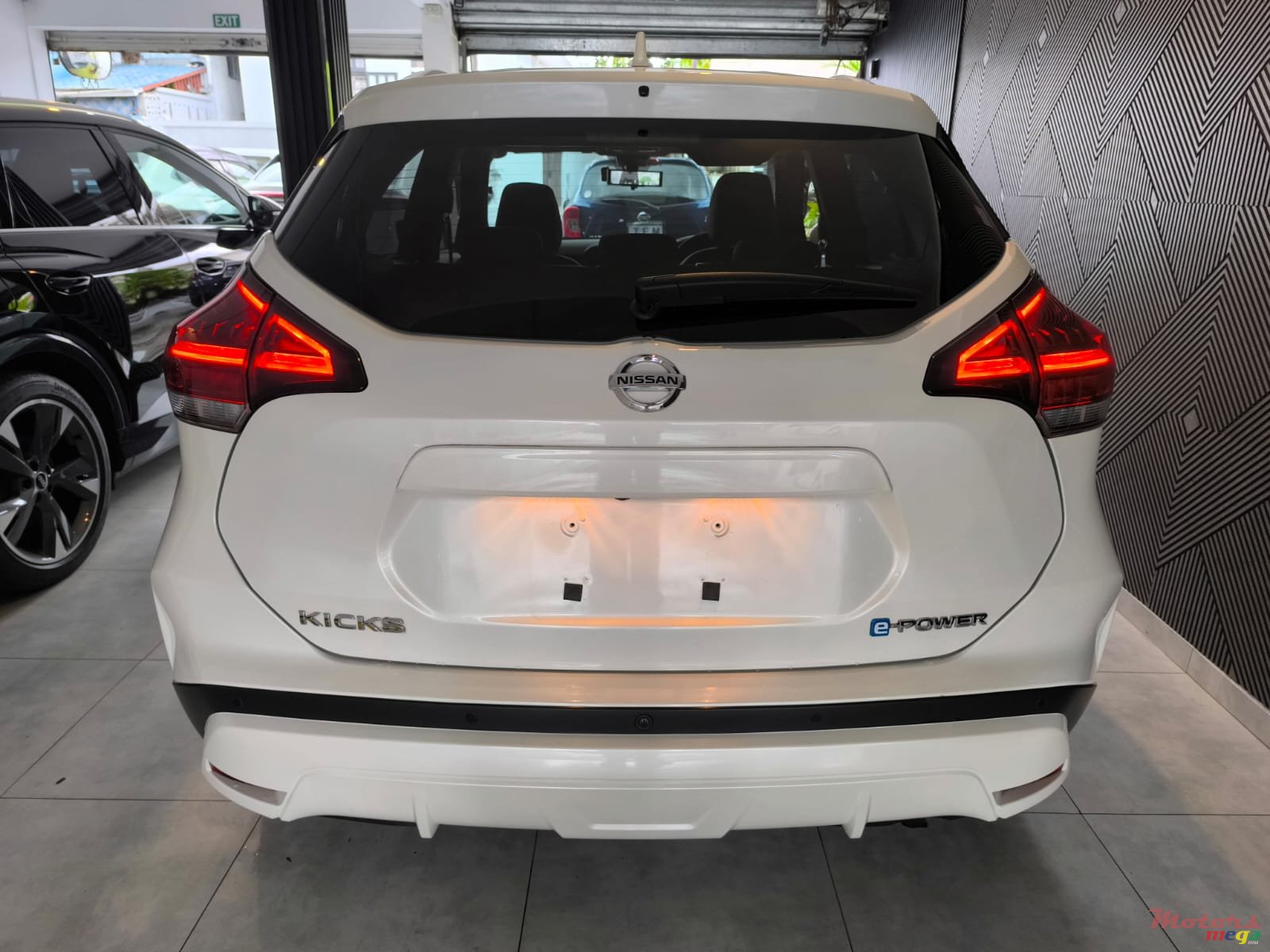 2023' Nissan photo #4