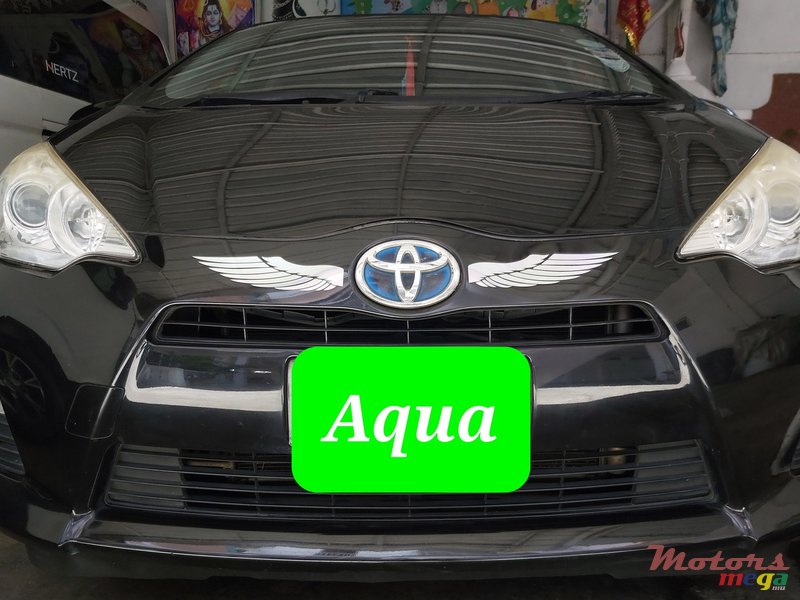 2014' Toyota Aqua photo #3