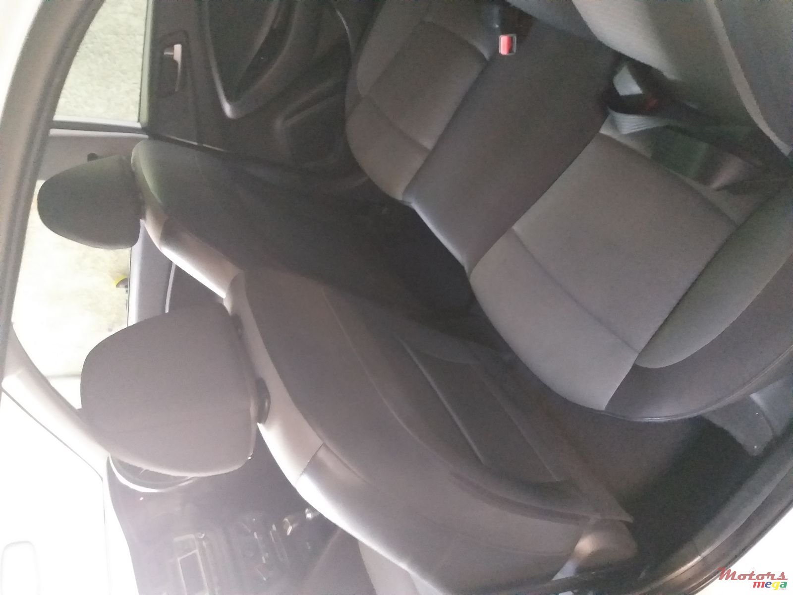 2016' Hyundai i20 photo #5