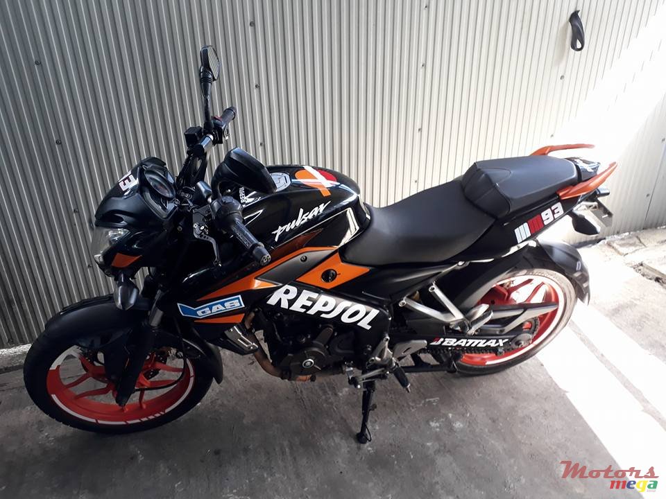 2016' Bajaj Pulsar photo #5