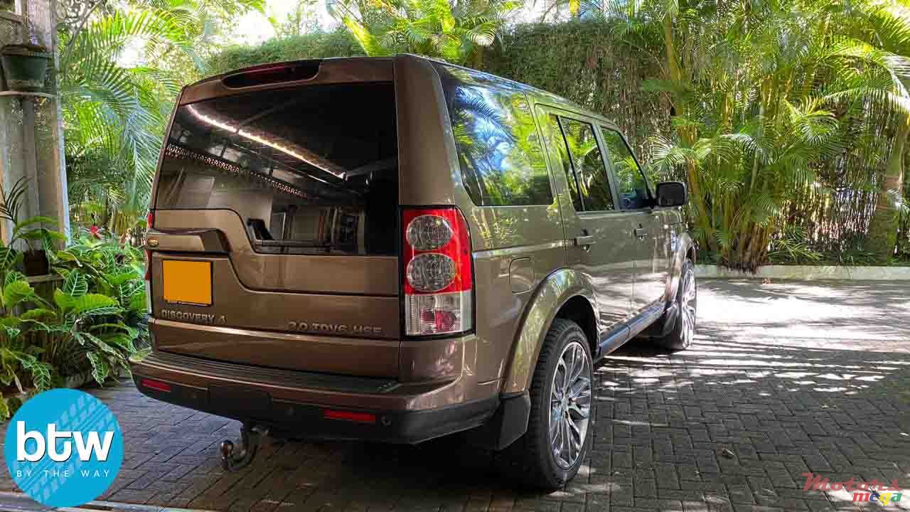 2010' Land Rover Discovery 4 HSE TDV6 photo #2