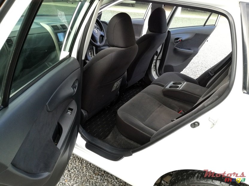 2011' Toyota Fielder AXIO 1.5L JAPAN photo #5