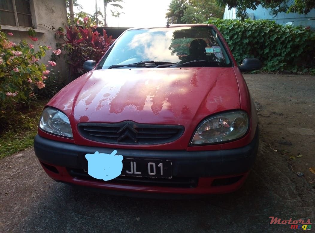 2001' Citroen Saxo photo #5
