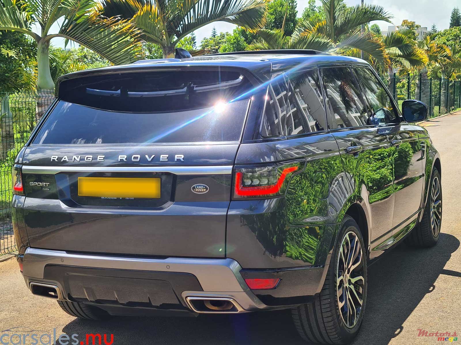 2019' Land Rover Range Rover Sport P400e photo #4