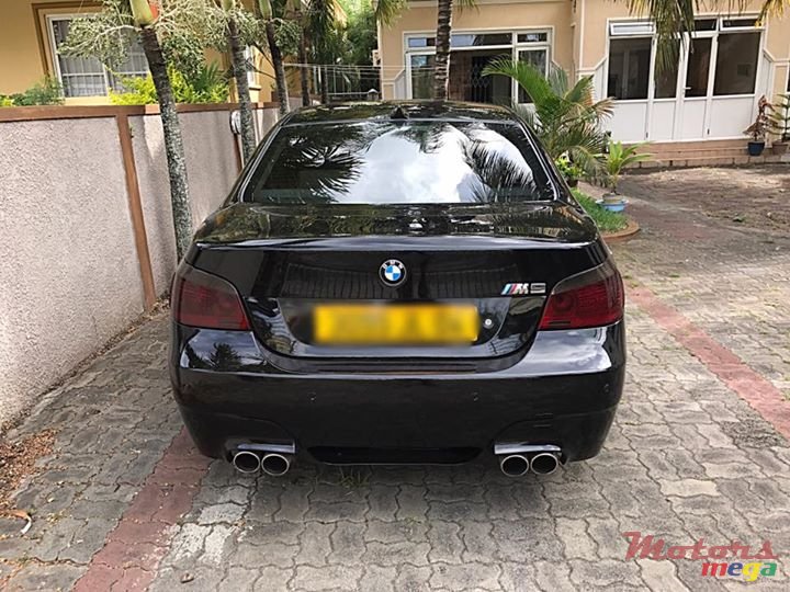 2004' BMW 5 Series photo #5