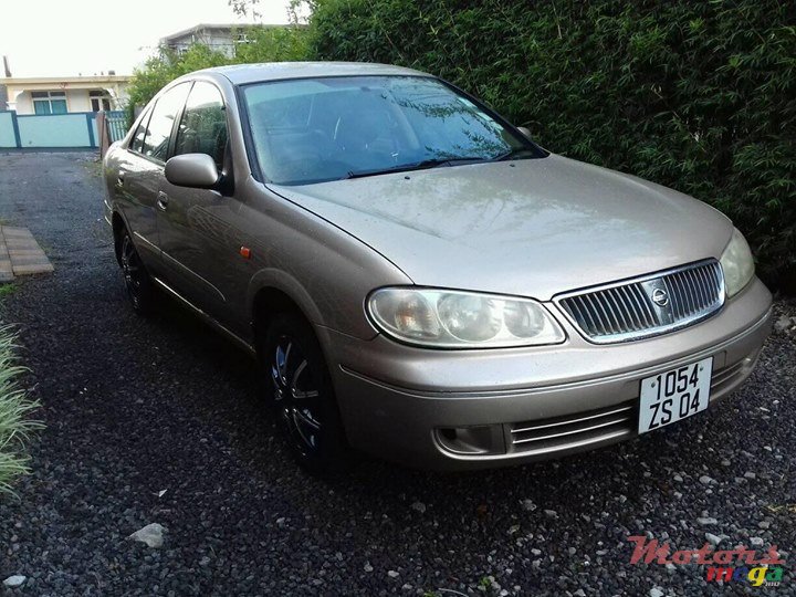 2004' Nissan Sunny N17 photo #1