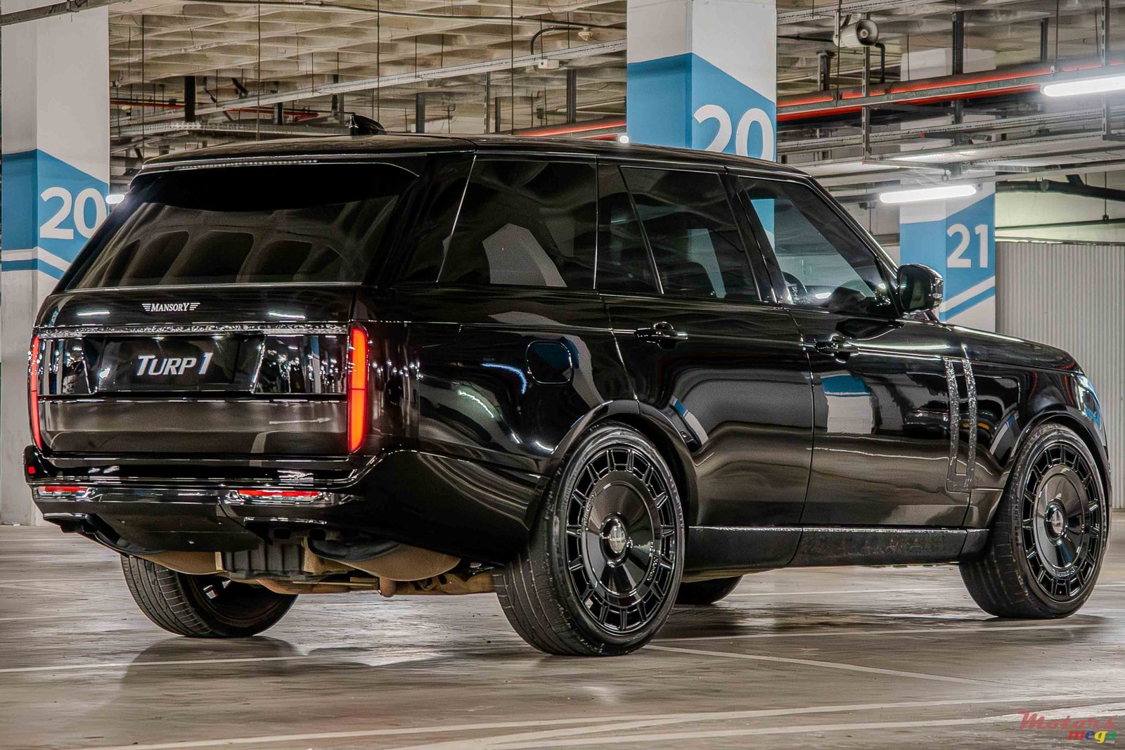 2015' Land Rover Range Rover photo #6