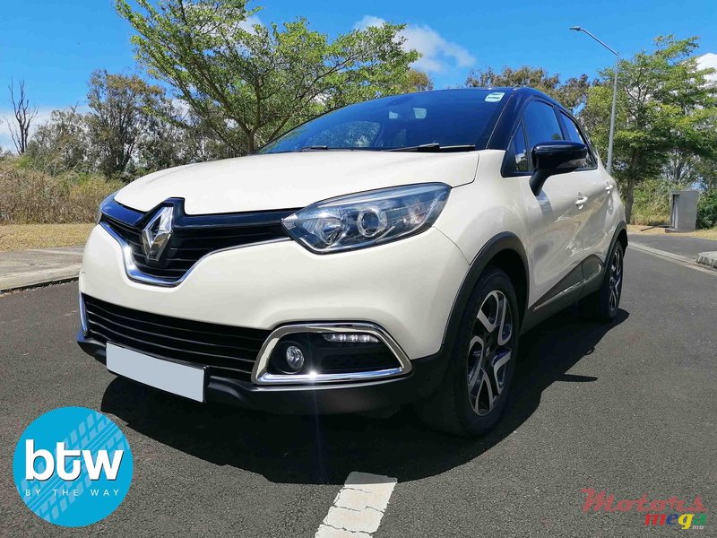 2014' Renault Captur photo #3