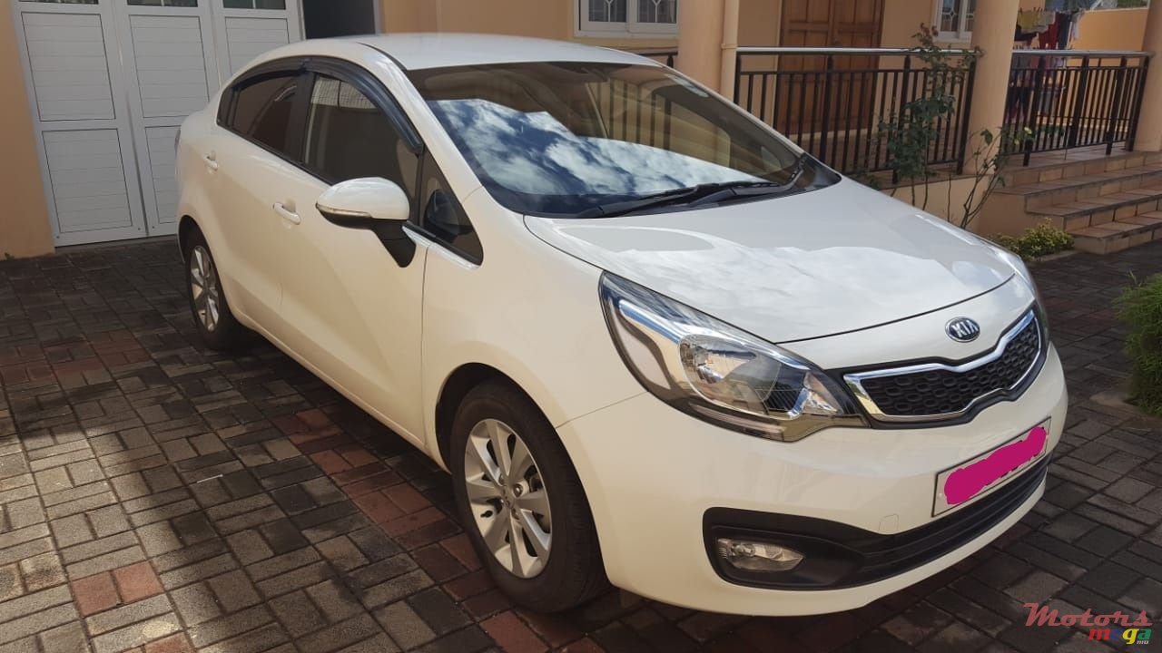 2013' Kia Rio photo #3