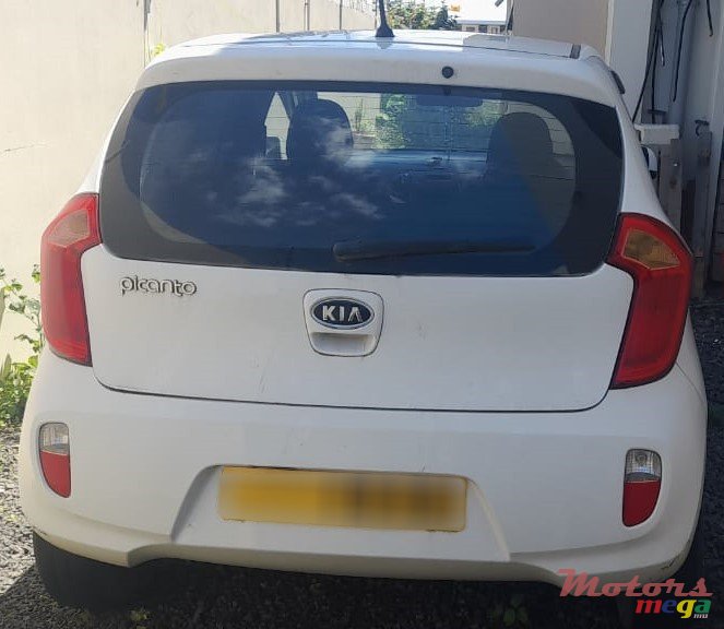 2012' Kia Picanto photo #1