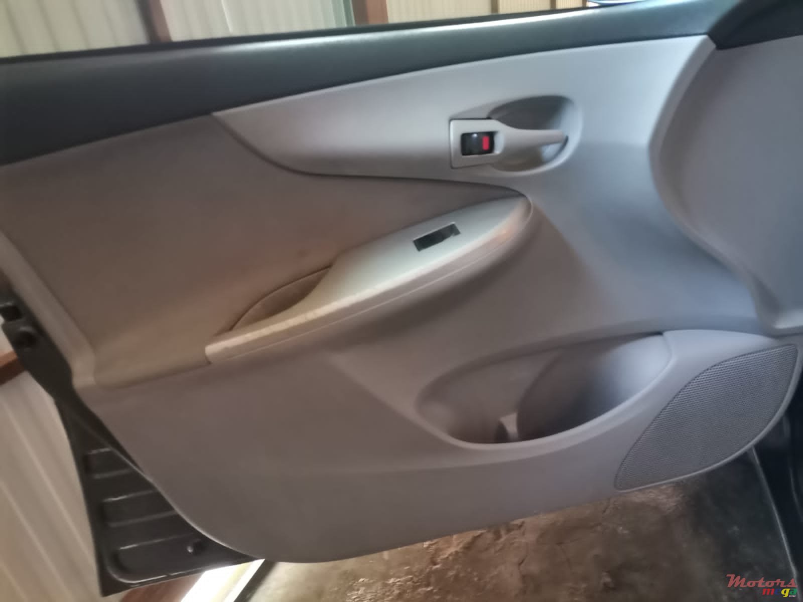 2012' Toyota Corolla photo #5