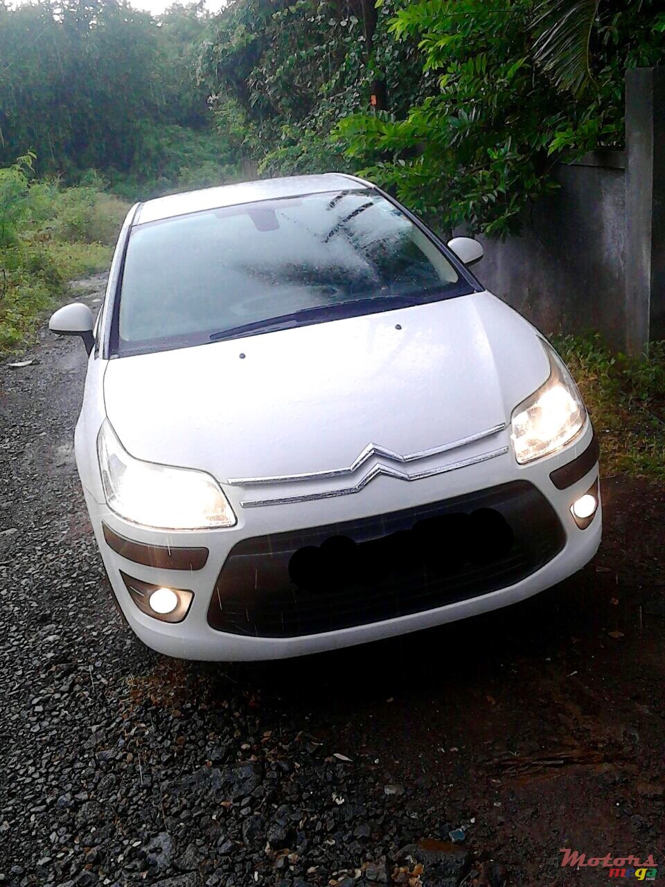 2009' Citroen C4 photo #1