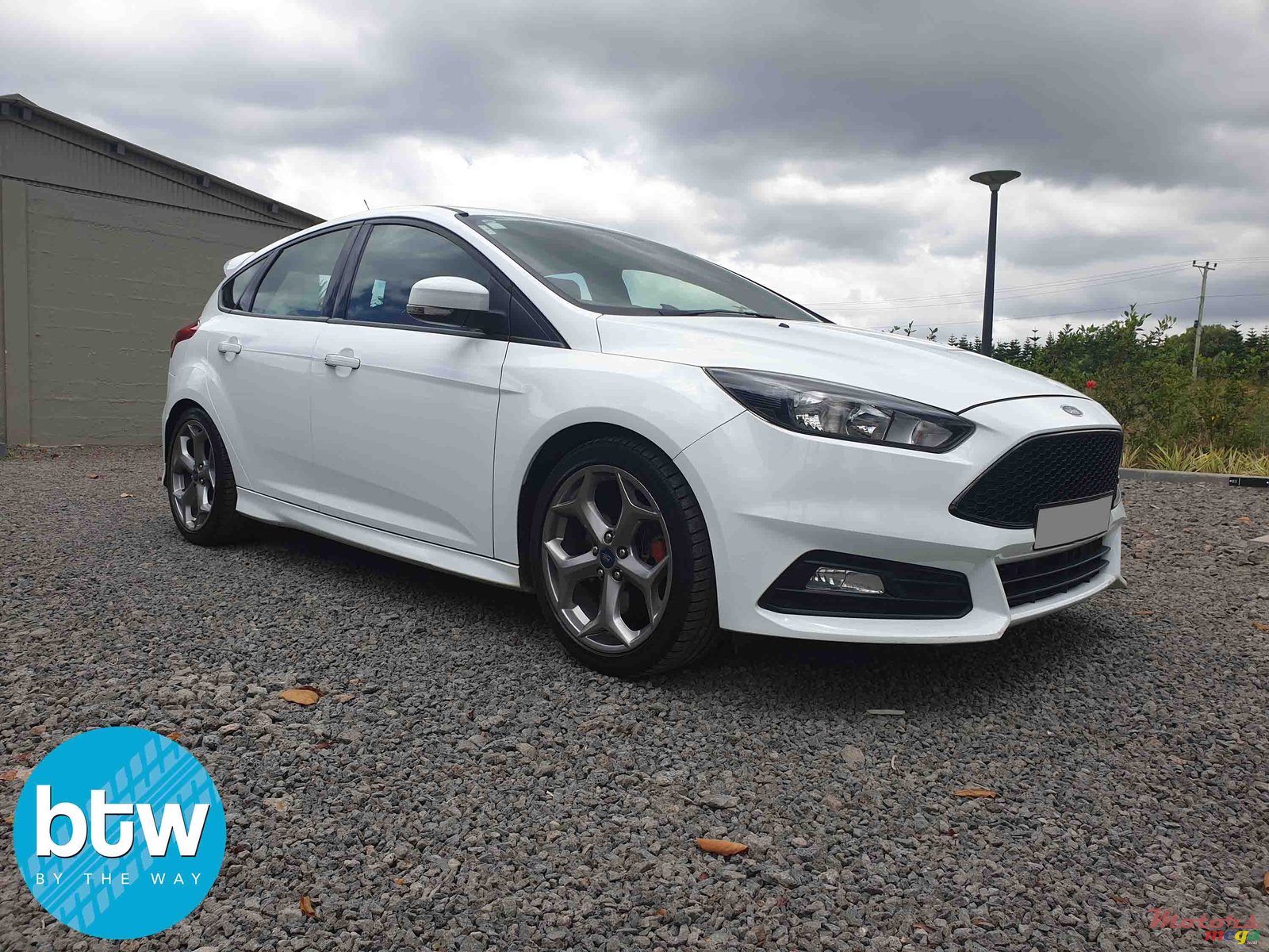 2016' Ford Focus ST photo #1