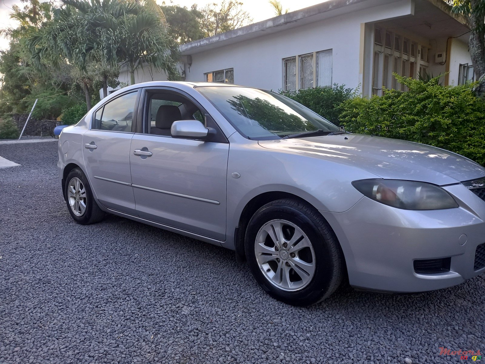 2007' Mazda 3 photo #6