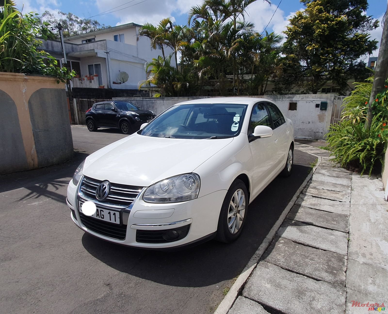 2011' Volkswagen Jetta photo #1