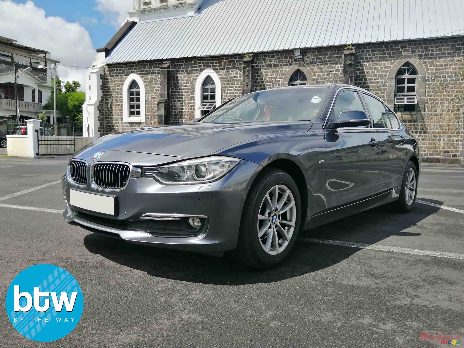 2015' BMW 320 photo #2