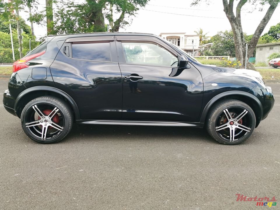 2011' Nissan Juke photo #3