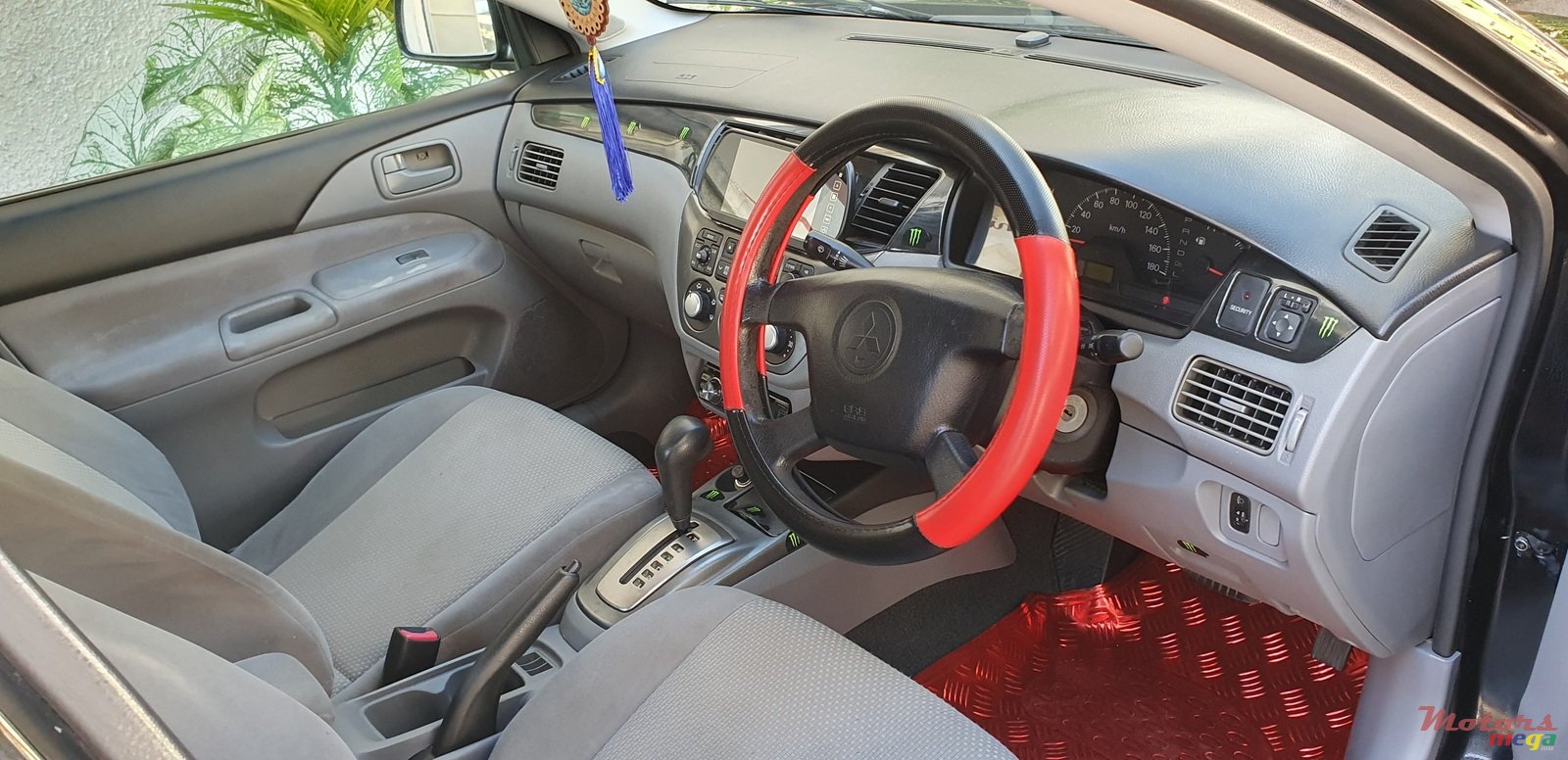 2007' Mitsubishi Lancer Glx photo #3