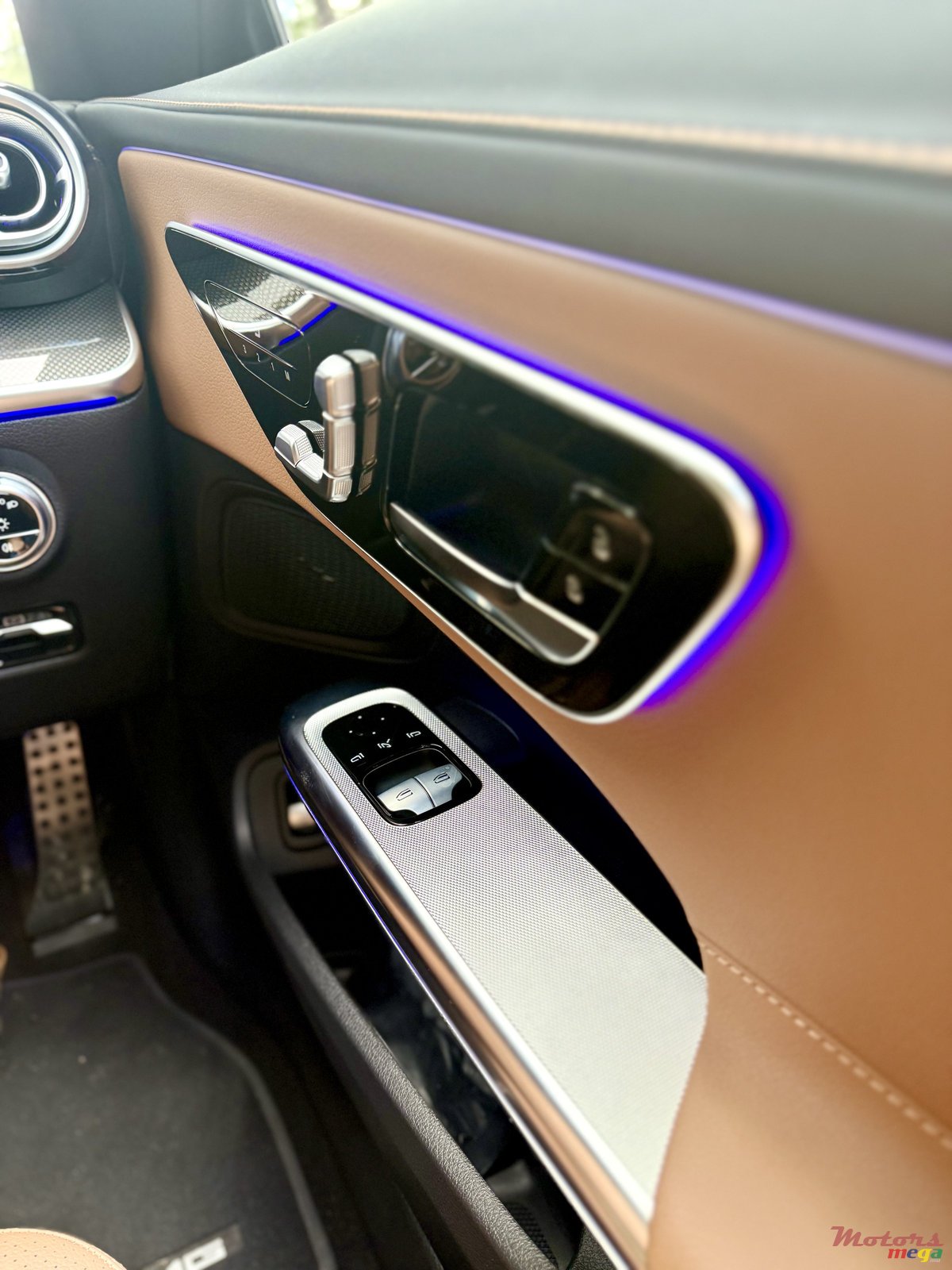 2024' Mercedes-Benz CL 200 Coupe CLE200 AMG photo #2