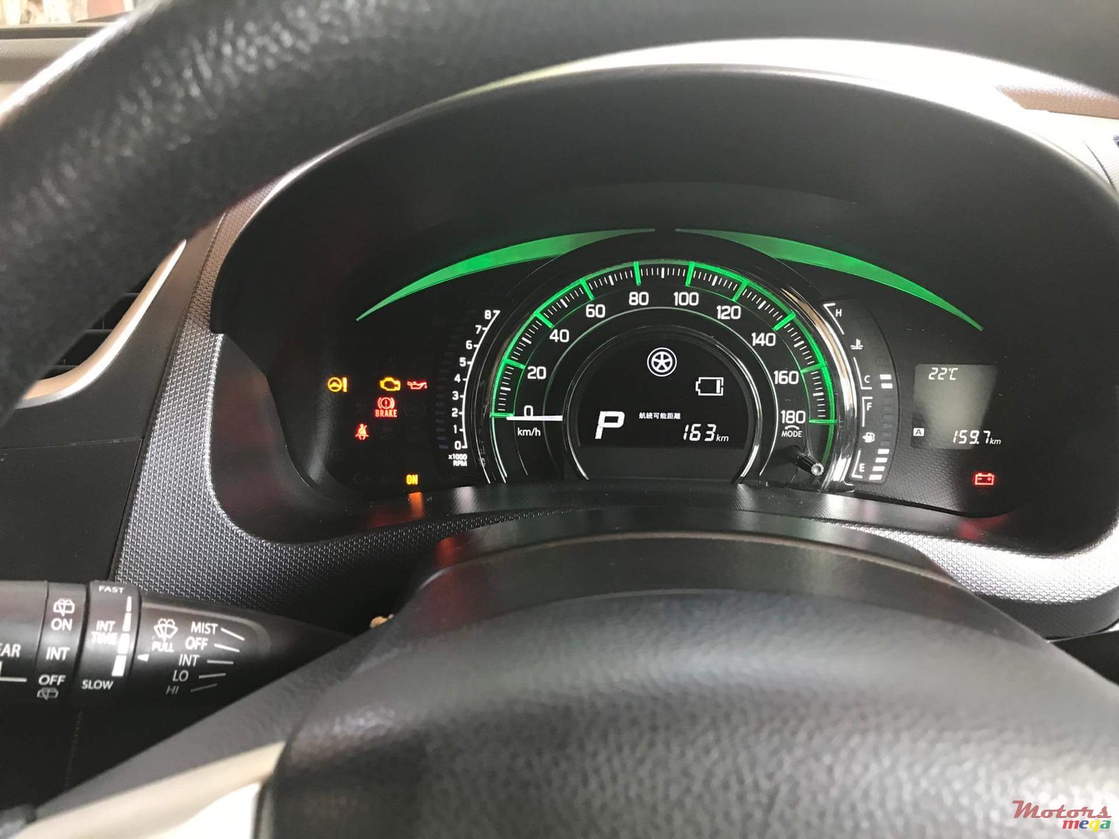 2013' Suzuki Swift photo #3