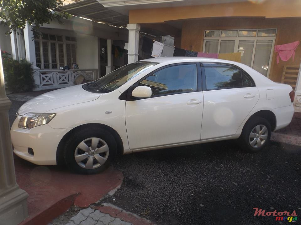 2007' Toyota Axio photo #6