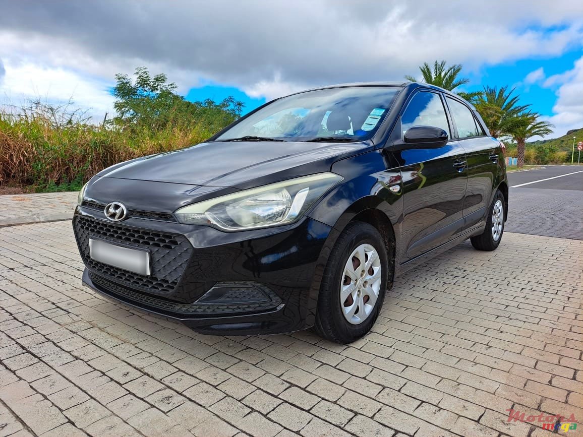 2016' Hyundai i20 photo #2
