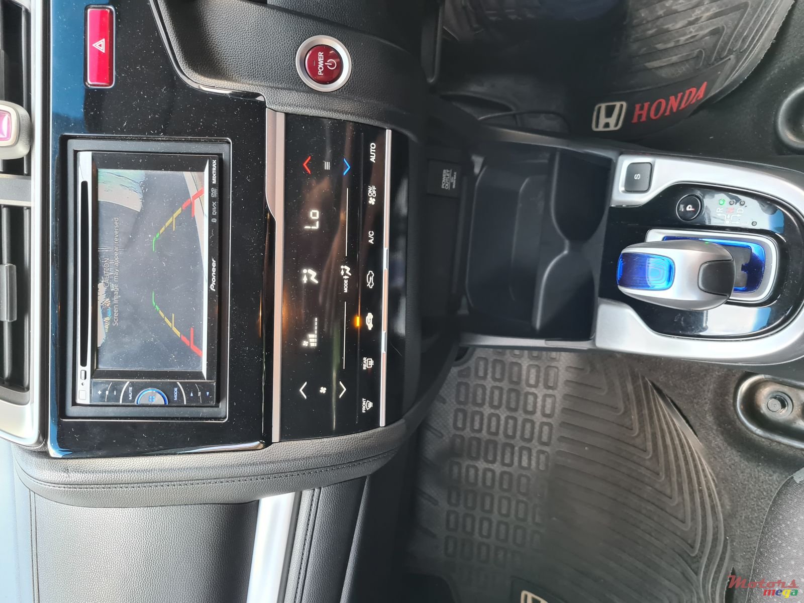 2013' Honda Fit Japan photo #5