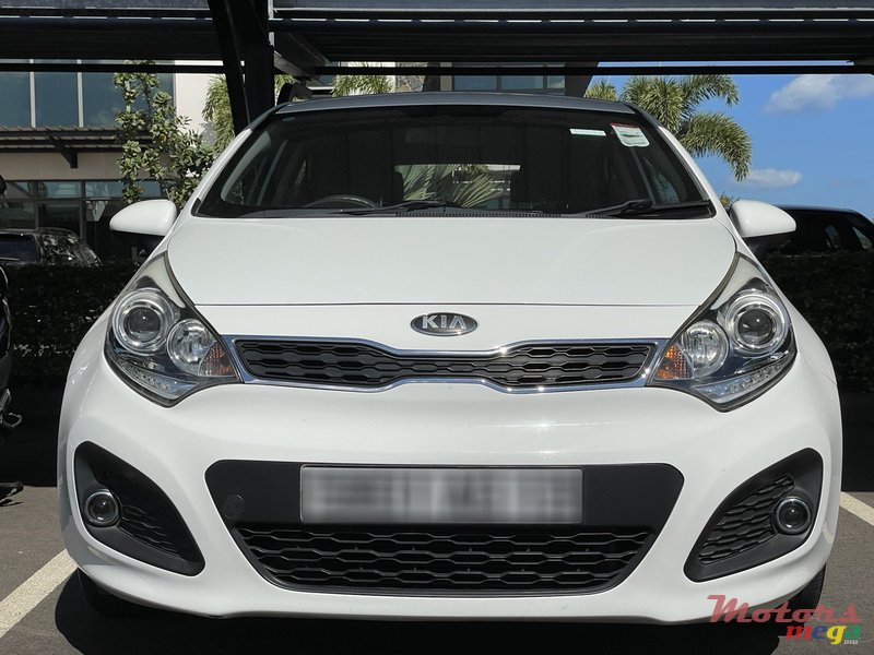 2013' Kia Rio photo #1