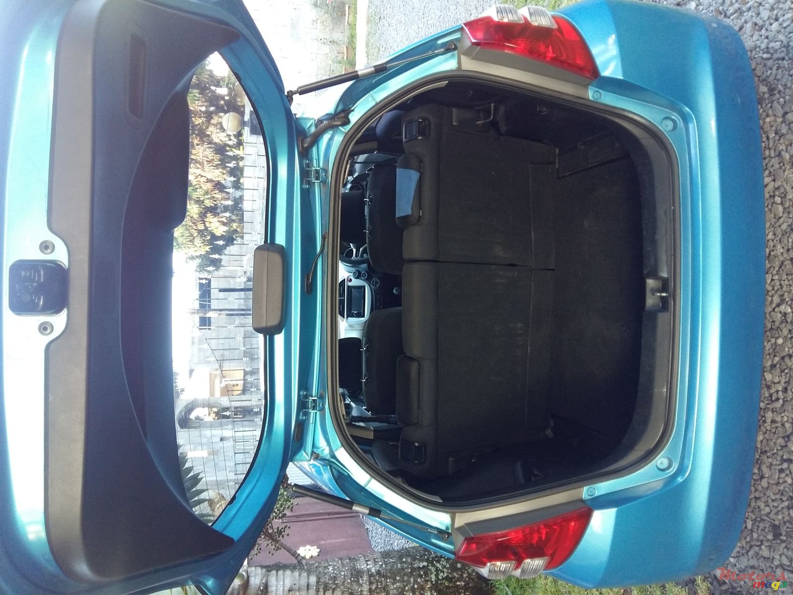 2009' Honda Fit photo #7