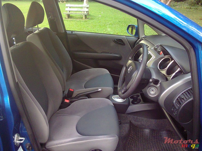 2006' Honda Fit photo #7