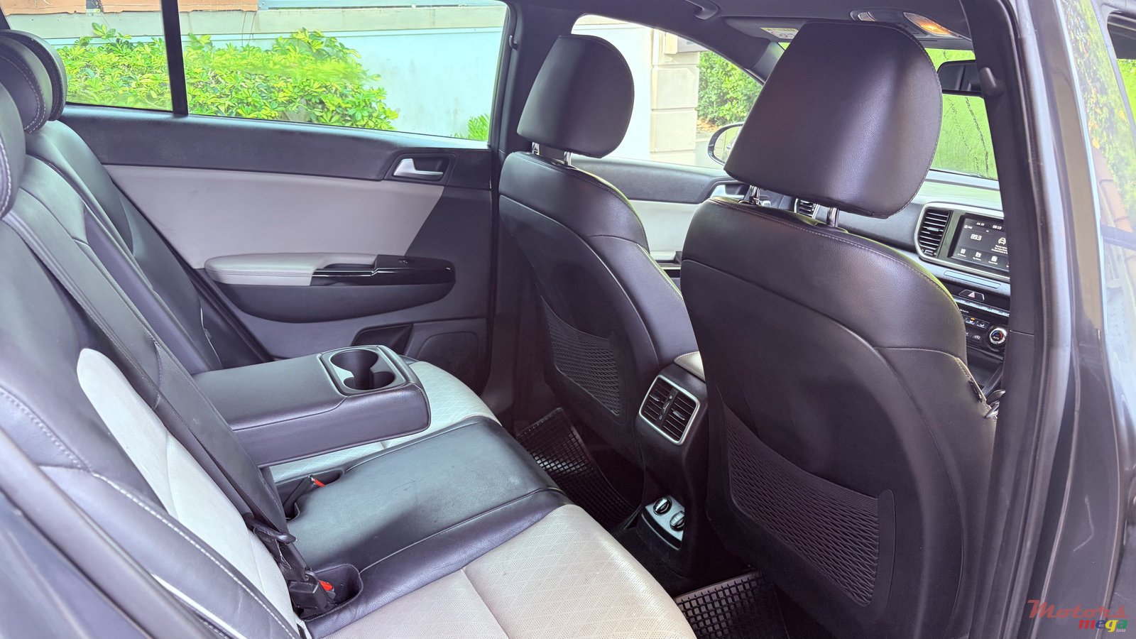 2019' Kia Grand Sportage photo #7