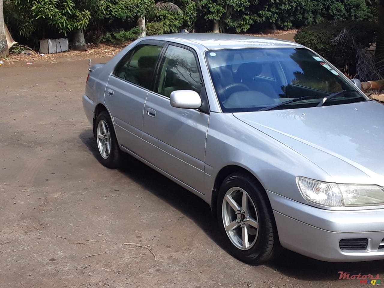 2001' Toyota Premio photo #4