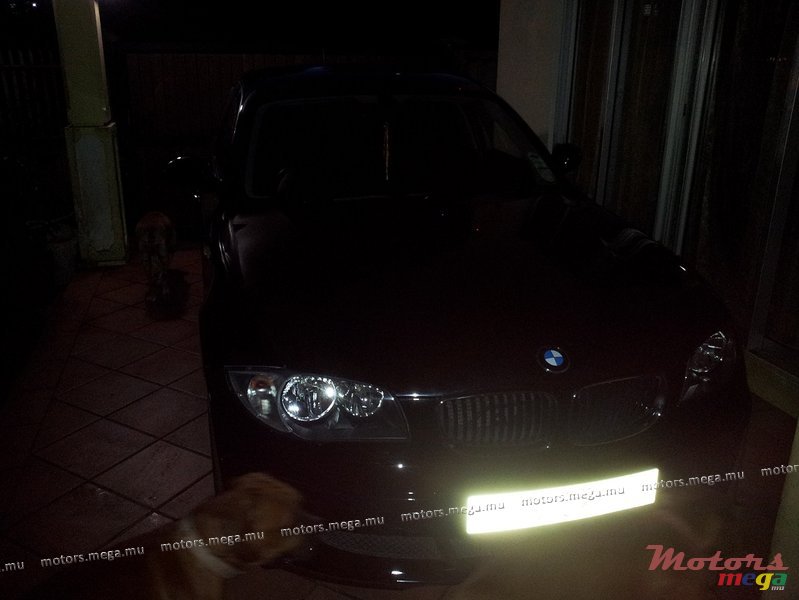 2007' BMW 1 Series 5 Door 116i photo #1