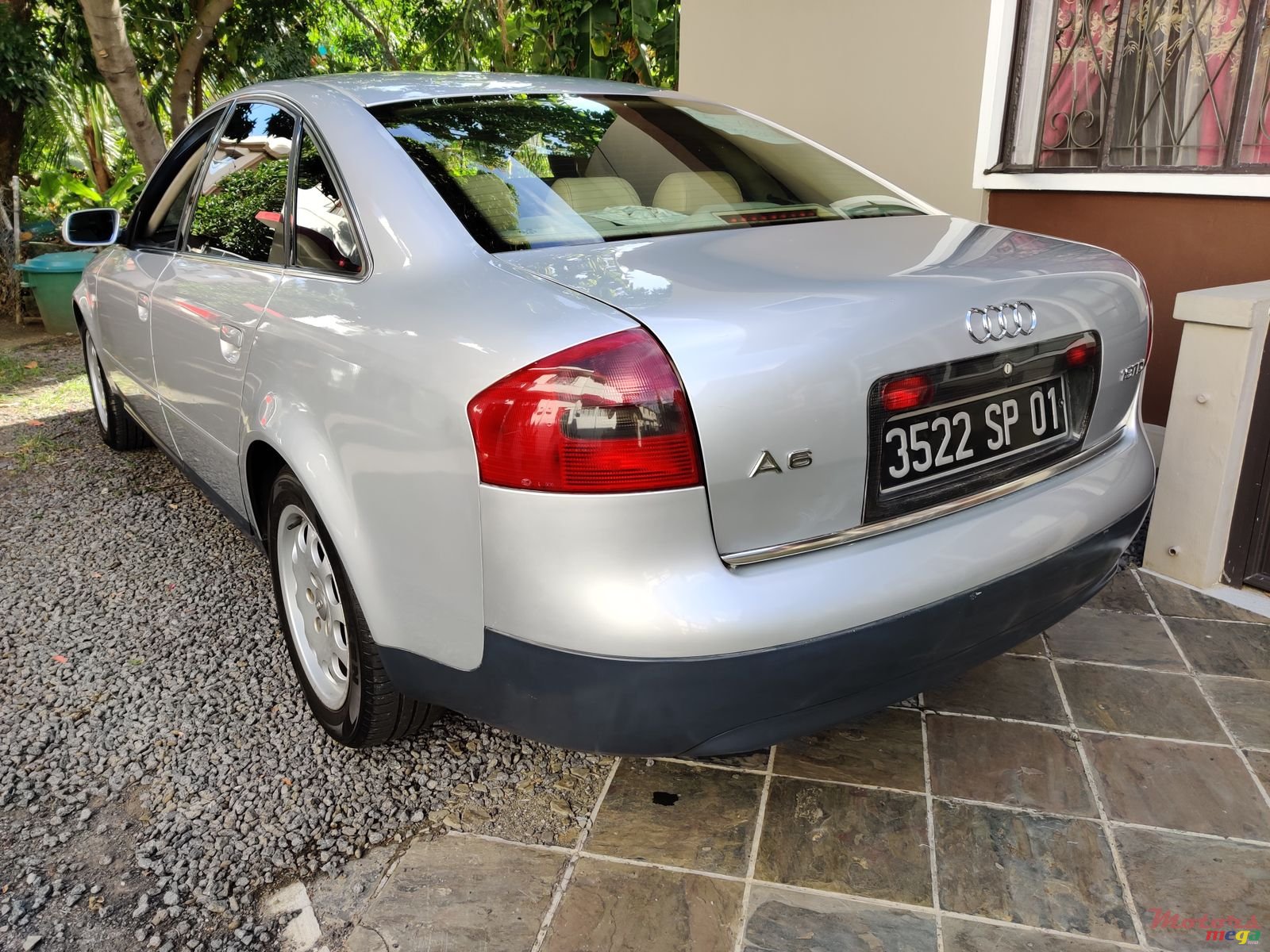 2001' Audi A6 photo #6