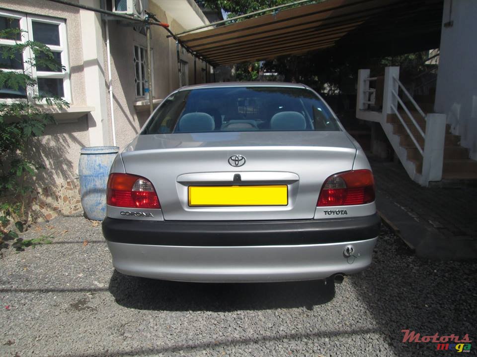 1999' Toyota Corona Avensis photo #4