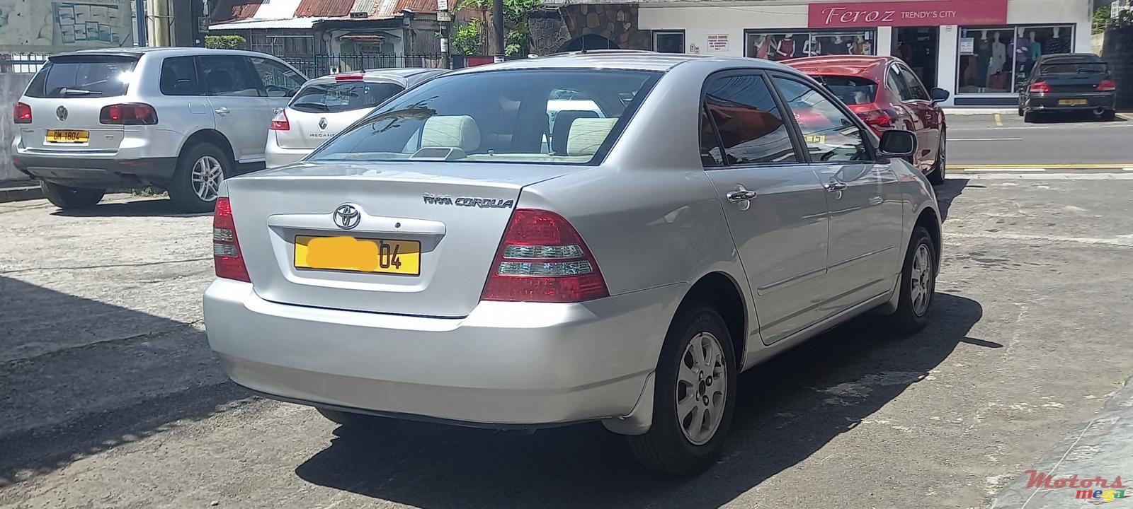 2004' Toyota Corolla photo #3