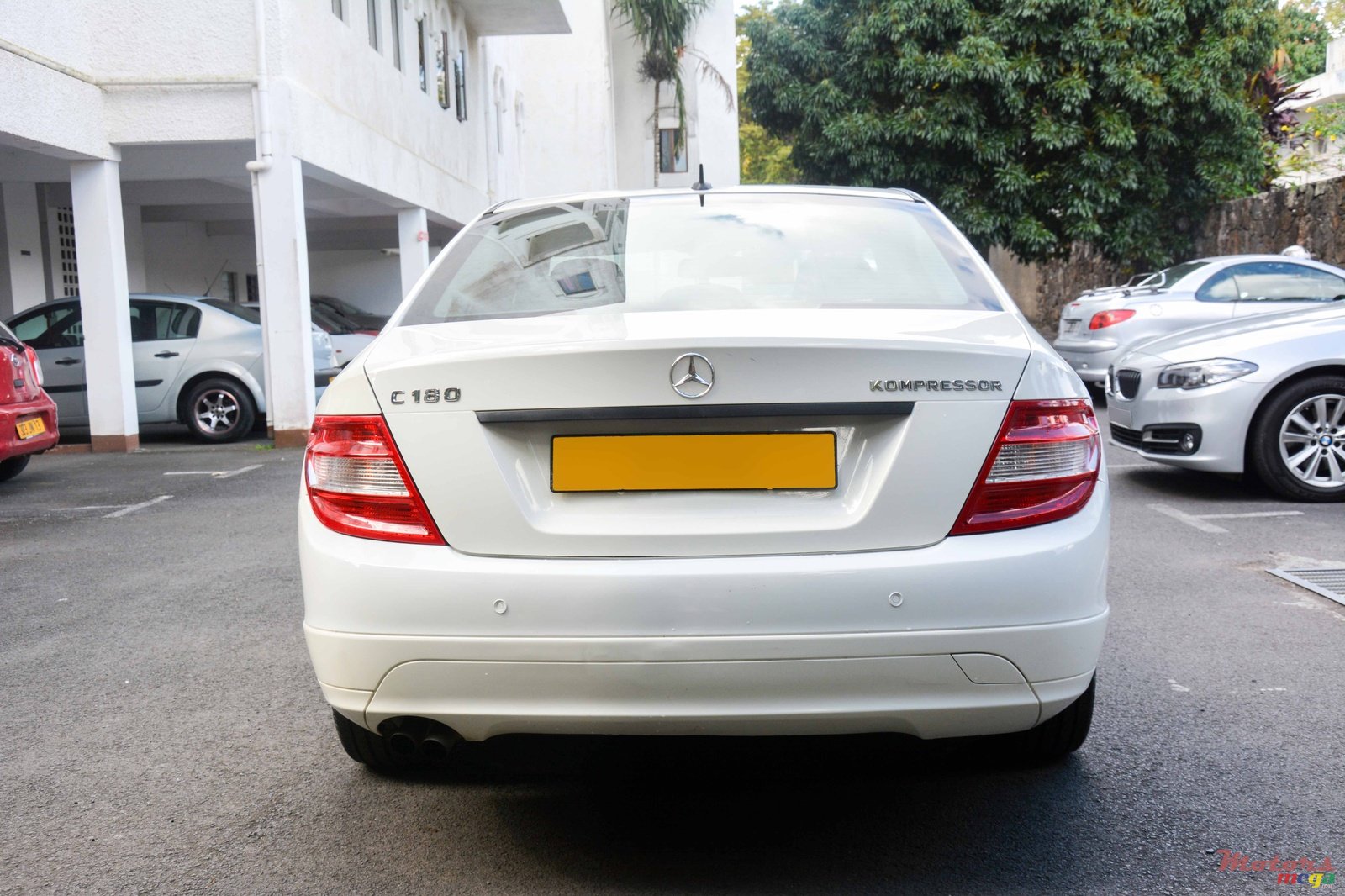 2009' Mercedes-Benz CL 180 photo #3