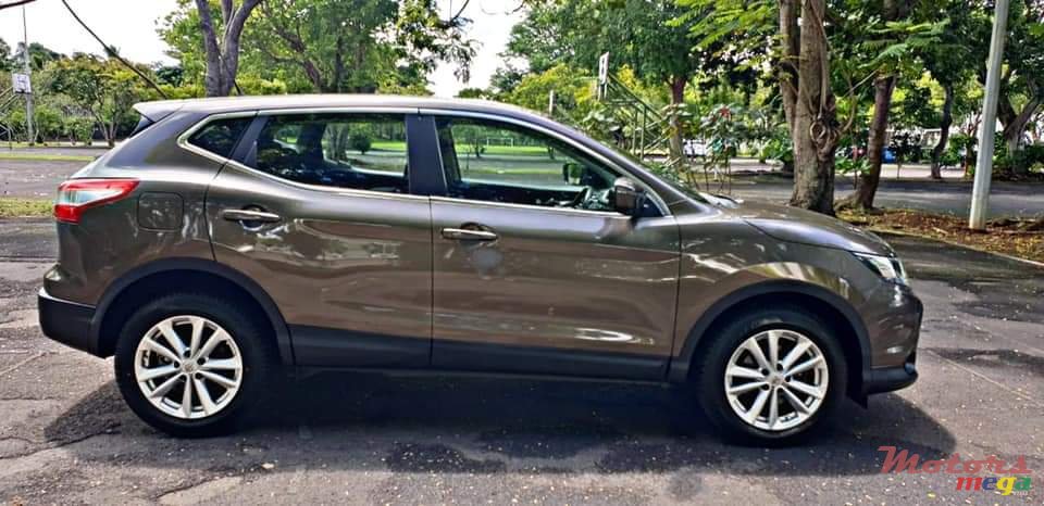 2015' Nissan Qashqai photo #7