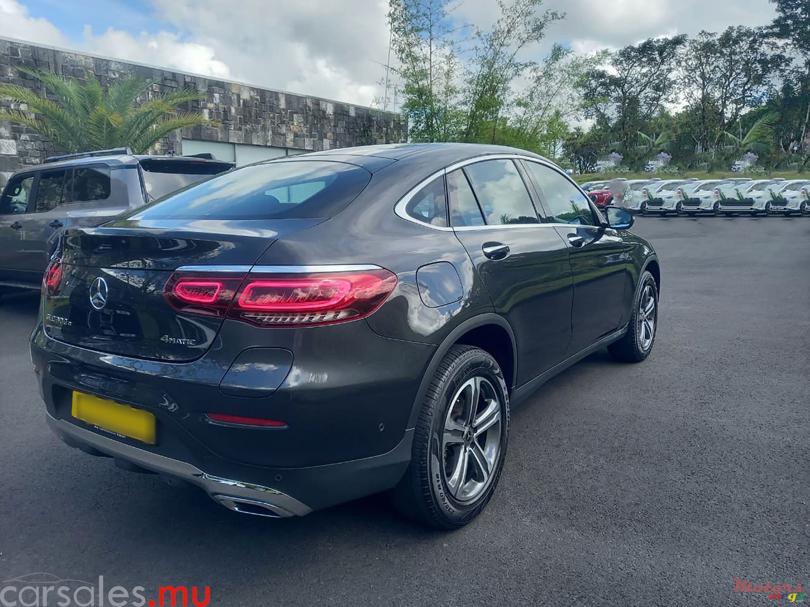 2023' Mercedes-Benz GLC 300 e Coupé Avantgarde 2.0 photo #4