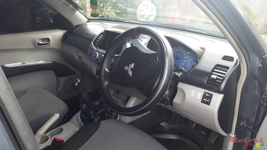 2008' Mitsubishi L 200 SPORTERO 4X4 photo #4