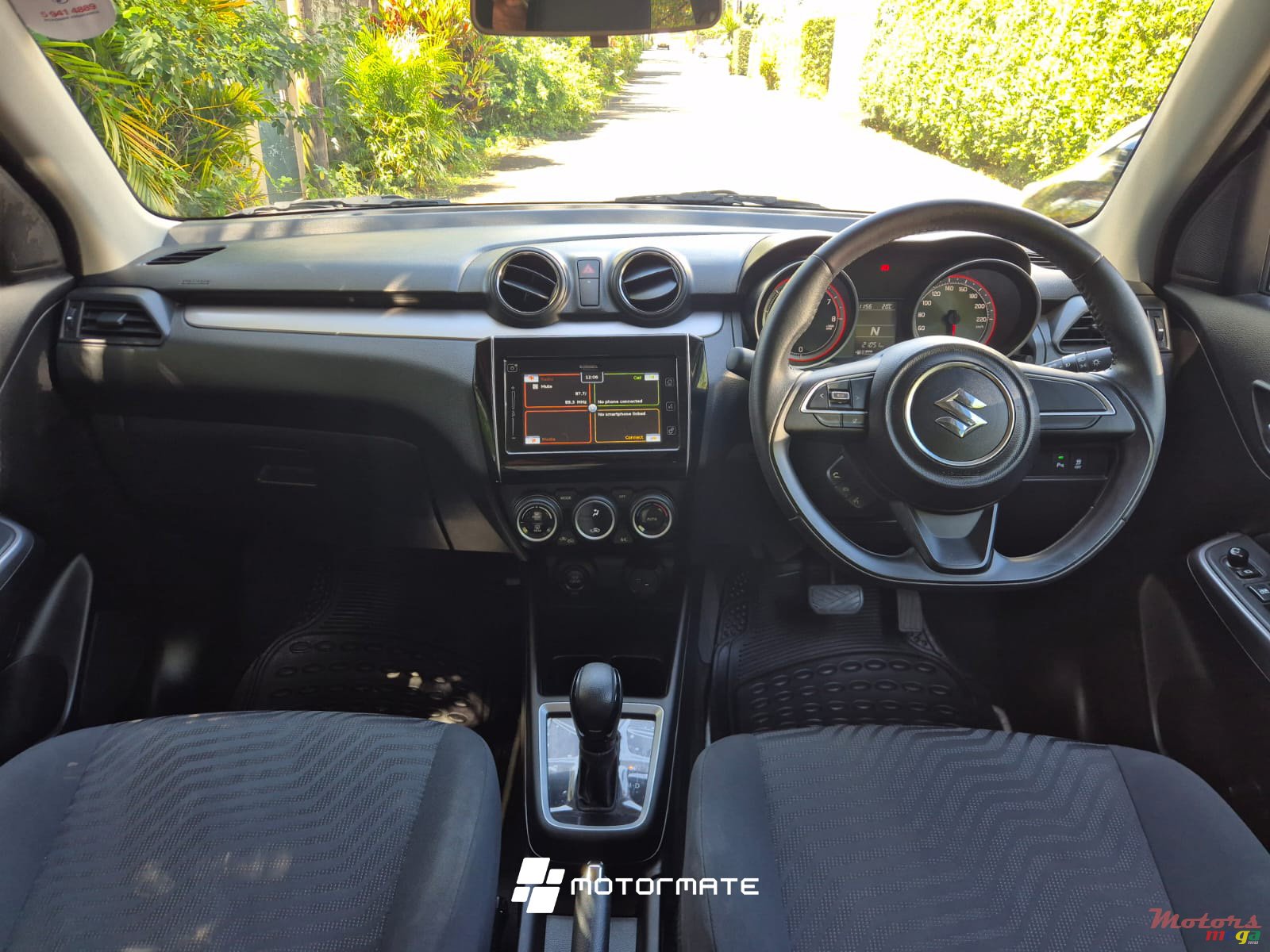 2024' Suzuki Swift GLX photo #6