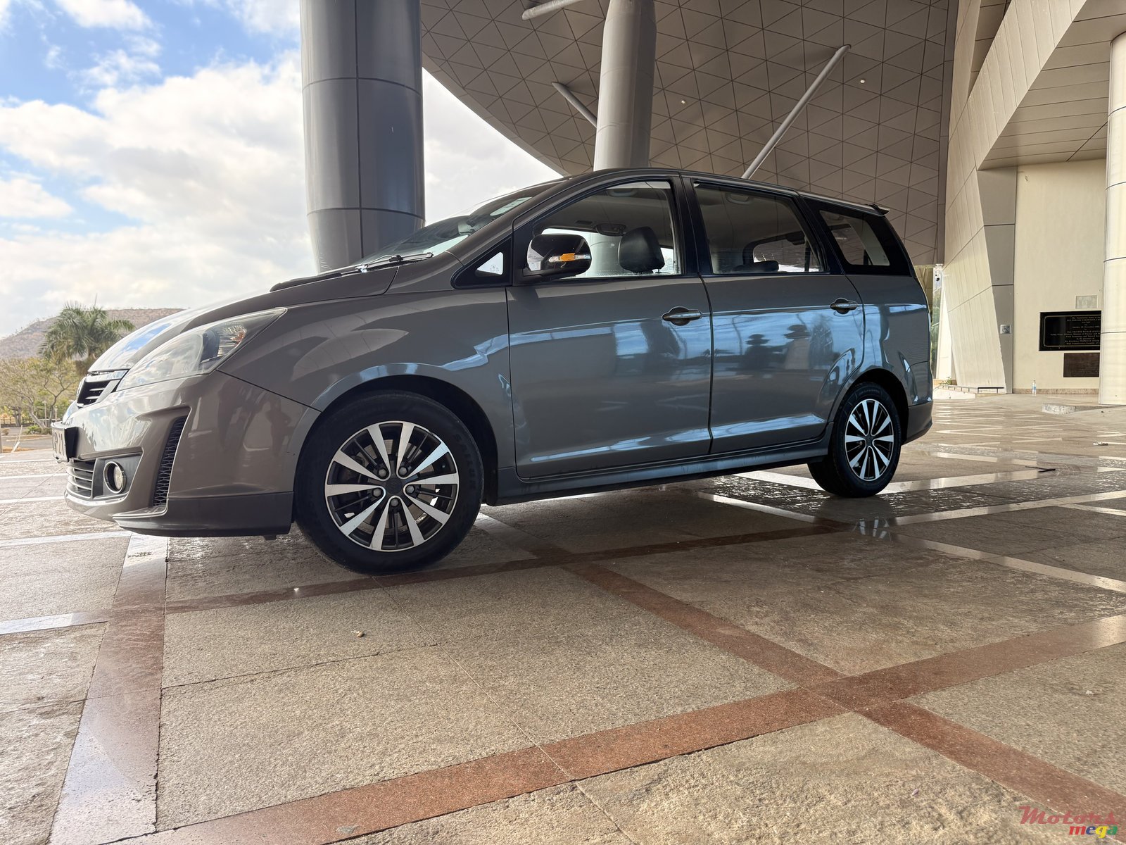 2021' Proton Proton Exora photo #4