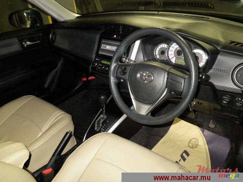 2013' Toyota Fielder G photo #2